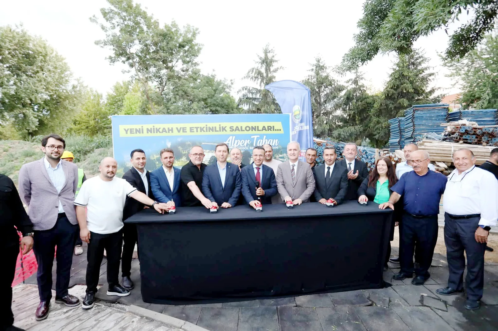 İnegöl Botanik Nikah ve Etkinlik Salonları Projesi Temeli Törenle Atıldı