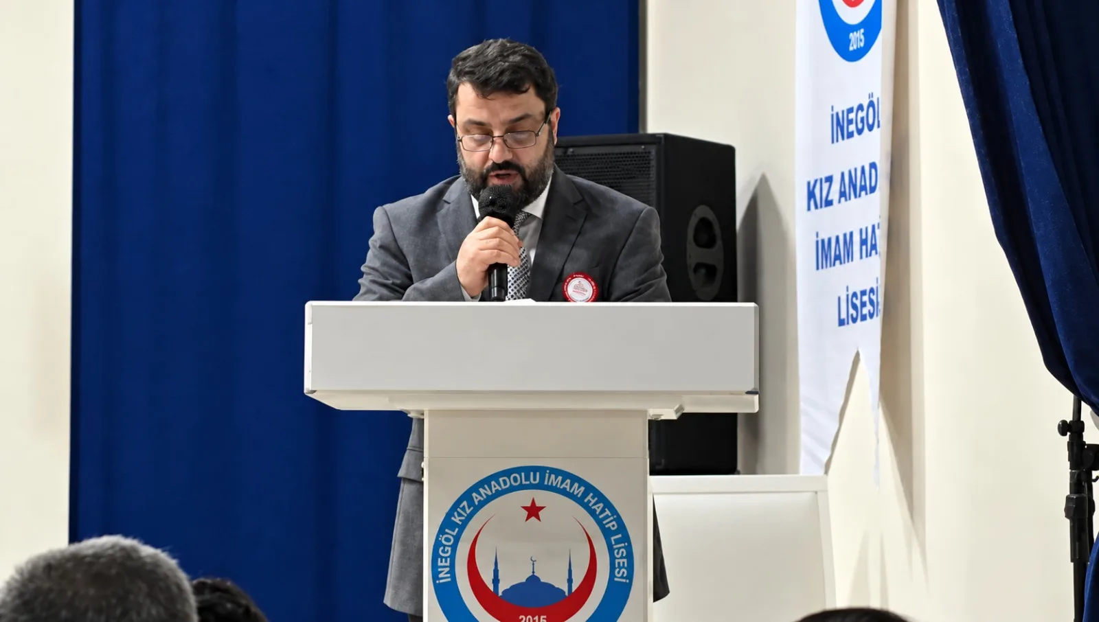 812af0fd-c4d3-4f01-9f35-5ec623de18bb