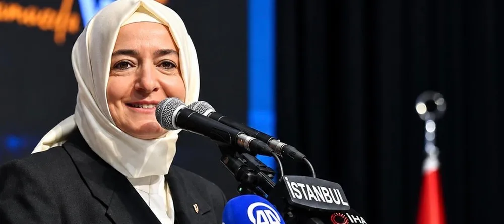 AK Parti'de Fatma Betül Sayan Kaya'nın yerine yeni atama