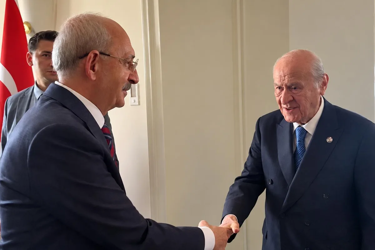 Siyasette Beklenmedik Buluşma! Bahçeli ve Kılıçdaroğlu Görüştü, O Sözler Dikkat Çekti