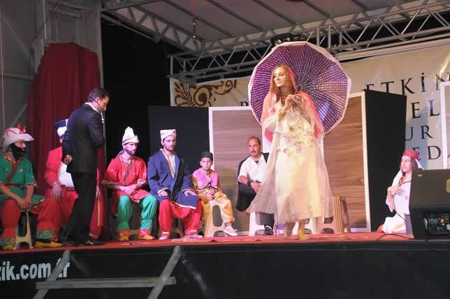 Sevgililer gününe özel müzikal