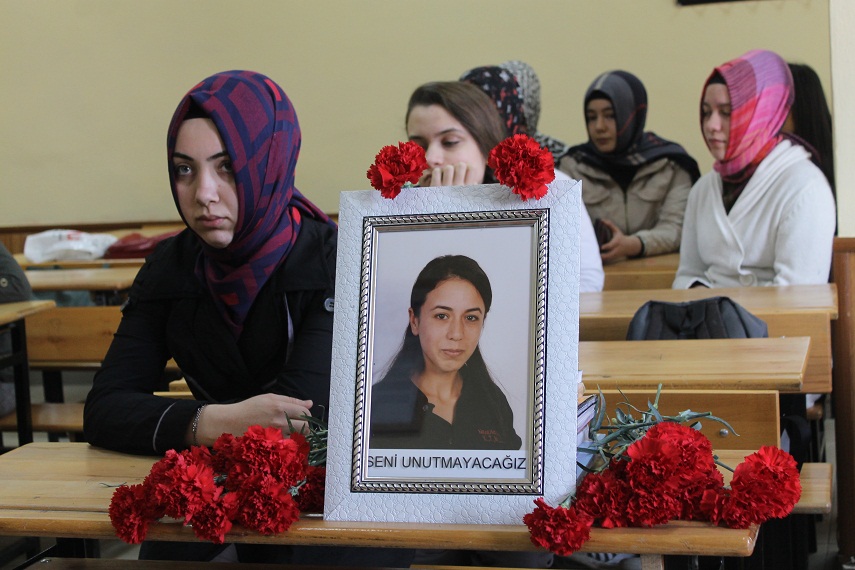 Gürseren’in okulunda hazin tören