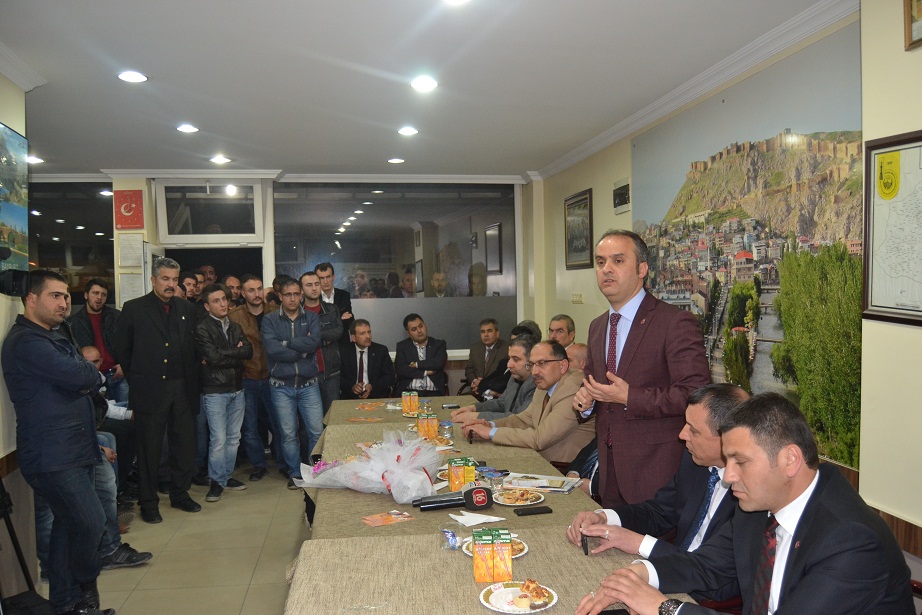 “Proje konuşmayıp işi başka taraflara çekiyorlar”