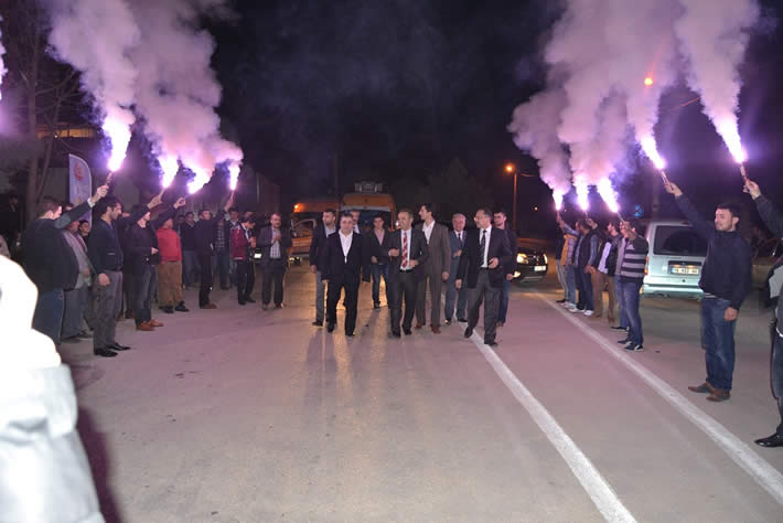 AK Parti’den nokta mitingler