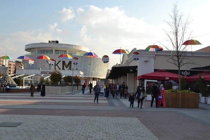 Gökkuşağı Şemsiyeniz İnegöl AVM’den