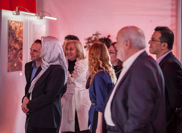 Karma fotoğraf sergisi İnegöl AVM’ de