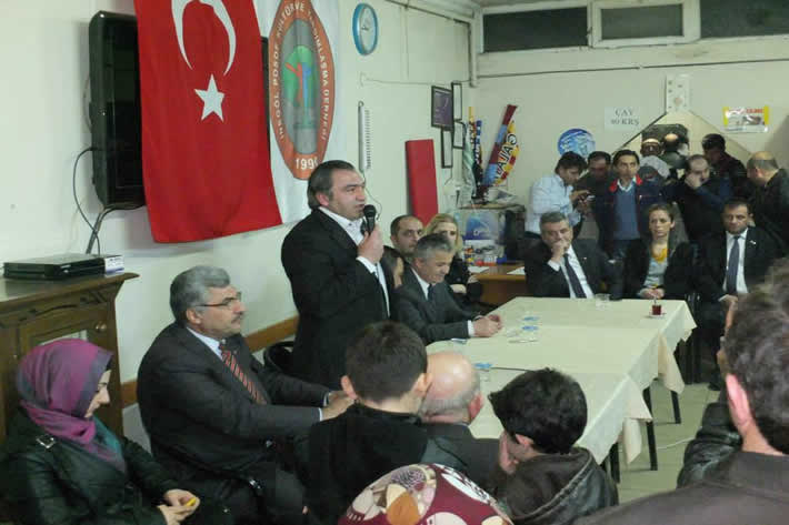 Fidan nokta mitinginde vatandaşlarla buluştu