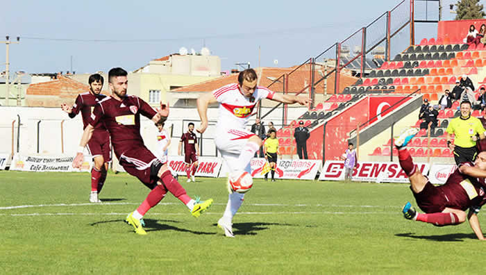 Gol atmadan lideri devirdik