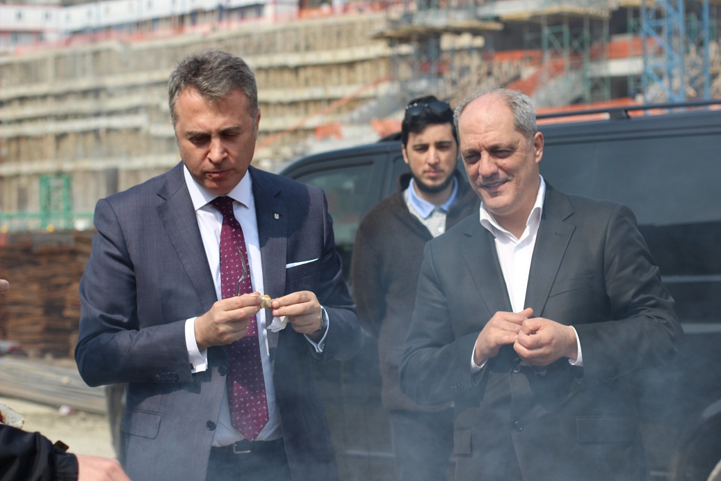 İnegöl Köfte Vodafone Arena’da