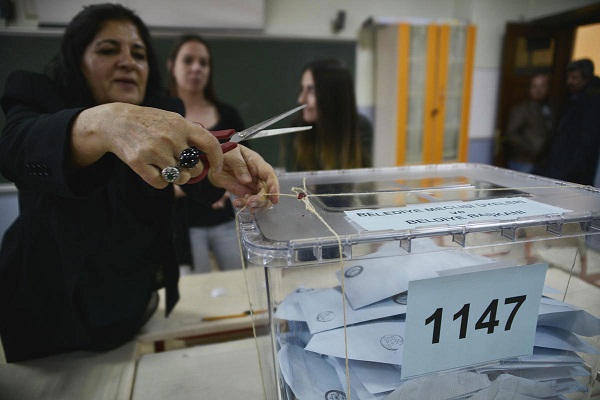 Seçimlere 4 parti de itiraz etti