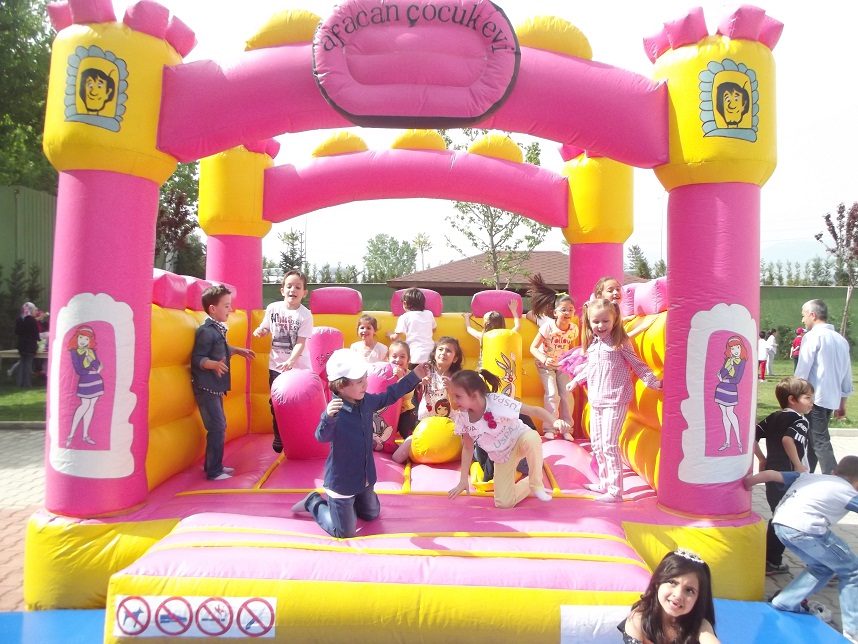 Doğa Koleji’nde 23 Nisan coşkusu