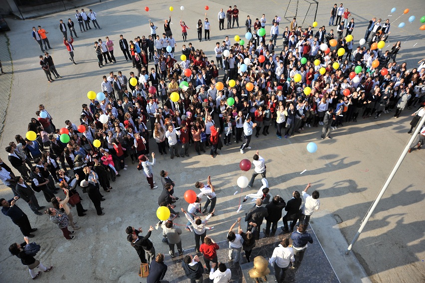 Öğrencilerden uçan mektuplar