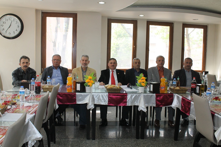 “Dernekleri rahat bırak!”