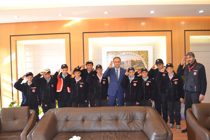 Bembeyaz İzcilik Kulübü’nden Aktaş’a ziyaret