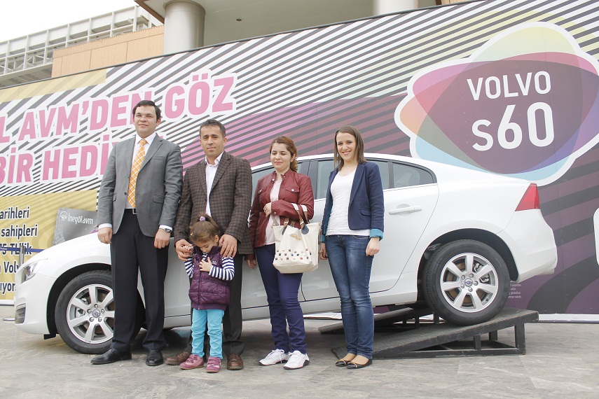 Hediye otomobil 3 ay önce atanan memurun oldu