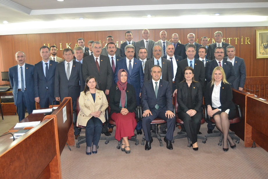 Yeni meclis toplandı