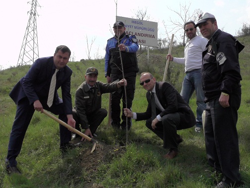 169.yıl dönümüne 100 fidan