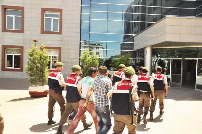 Jandarma göz açtırmadı