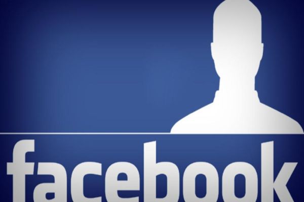 Cep telefonundan Facebook’a girenler bu habere dikkat