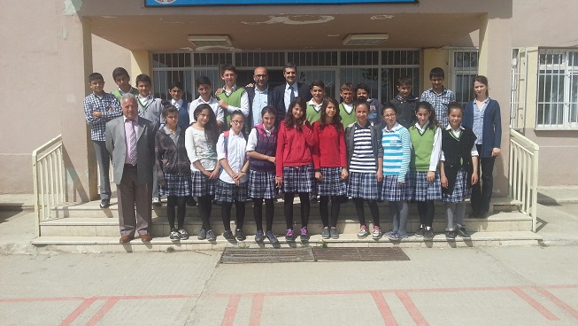 Gençler mobilyadan bihaber