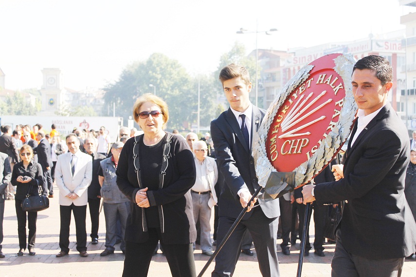 Törenden önce açıklama