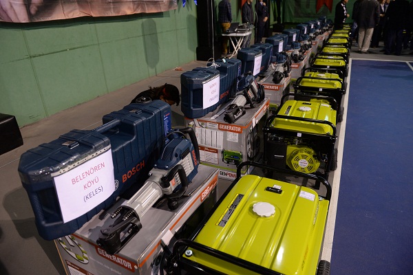 Büyükşehir’in ilk desteği Halhalca’ya