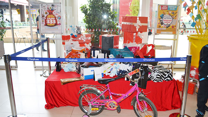 İnegöl AVM’den coşkulu kutlama