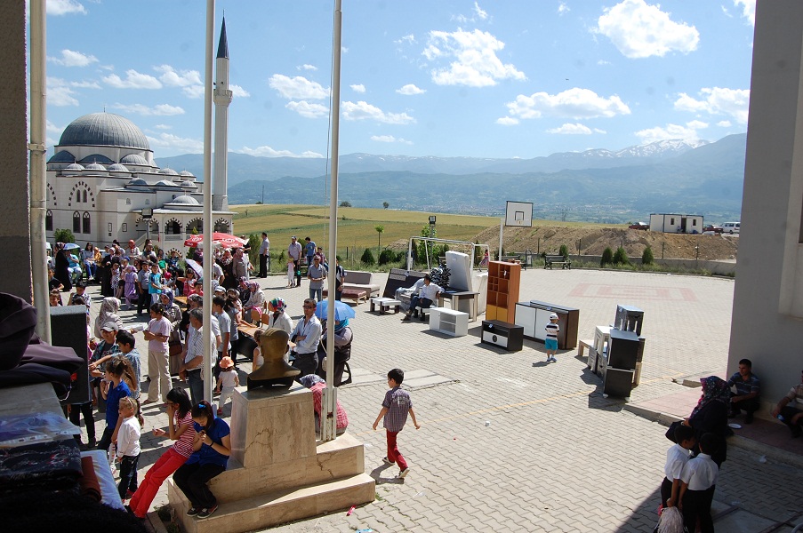 TOKİ’ye bahar geldi