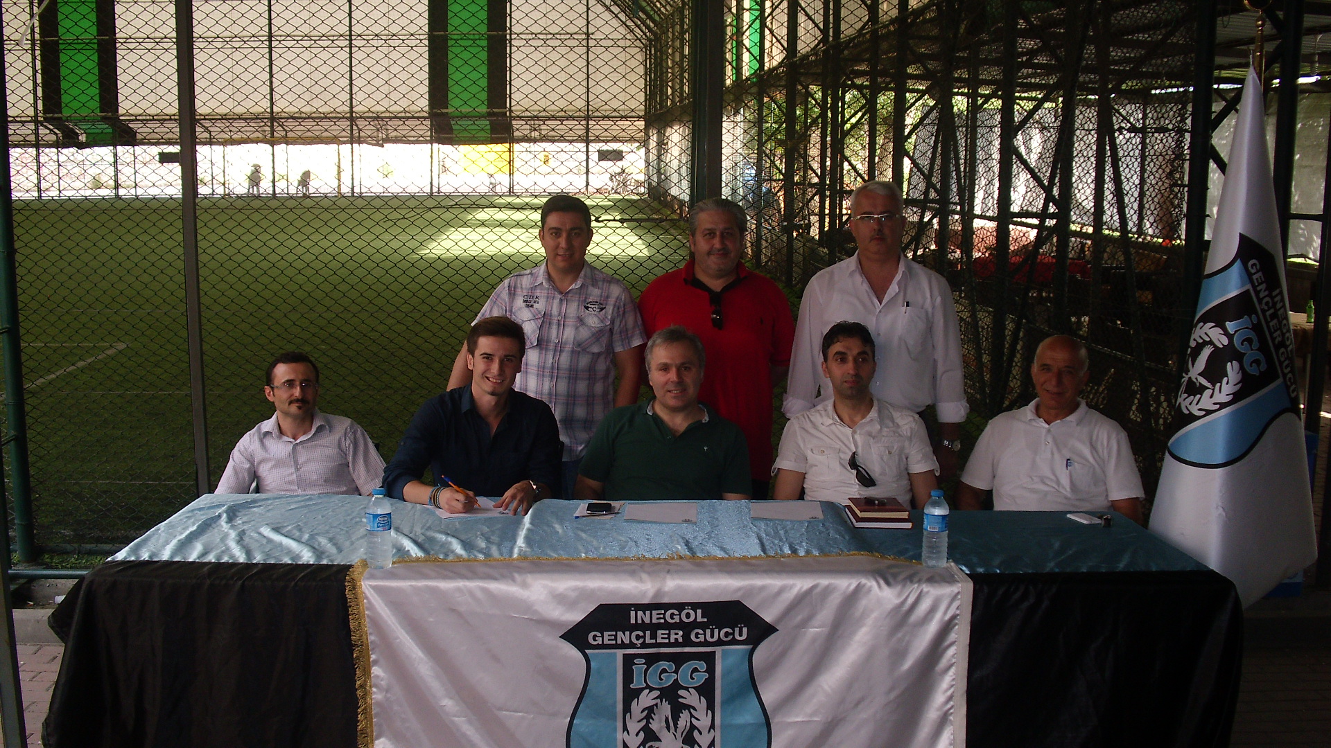 Kral yeniden Gençler’de