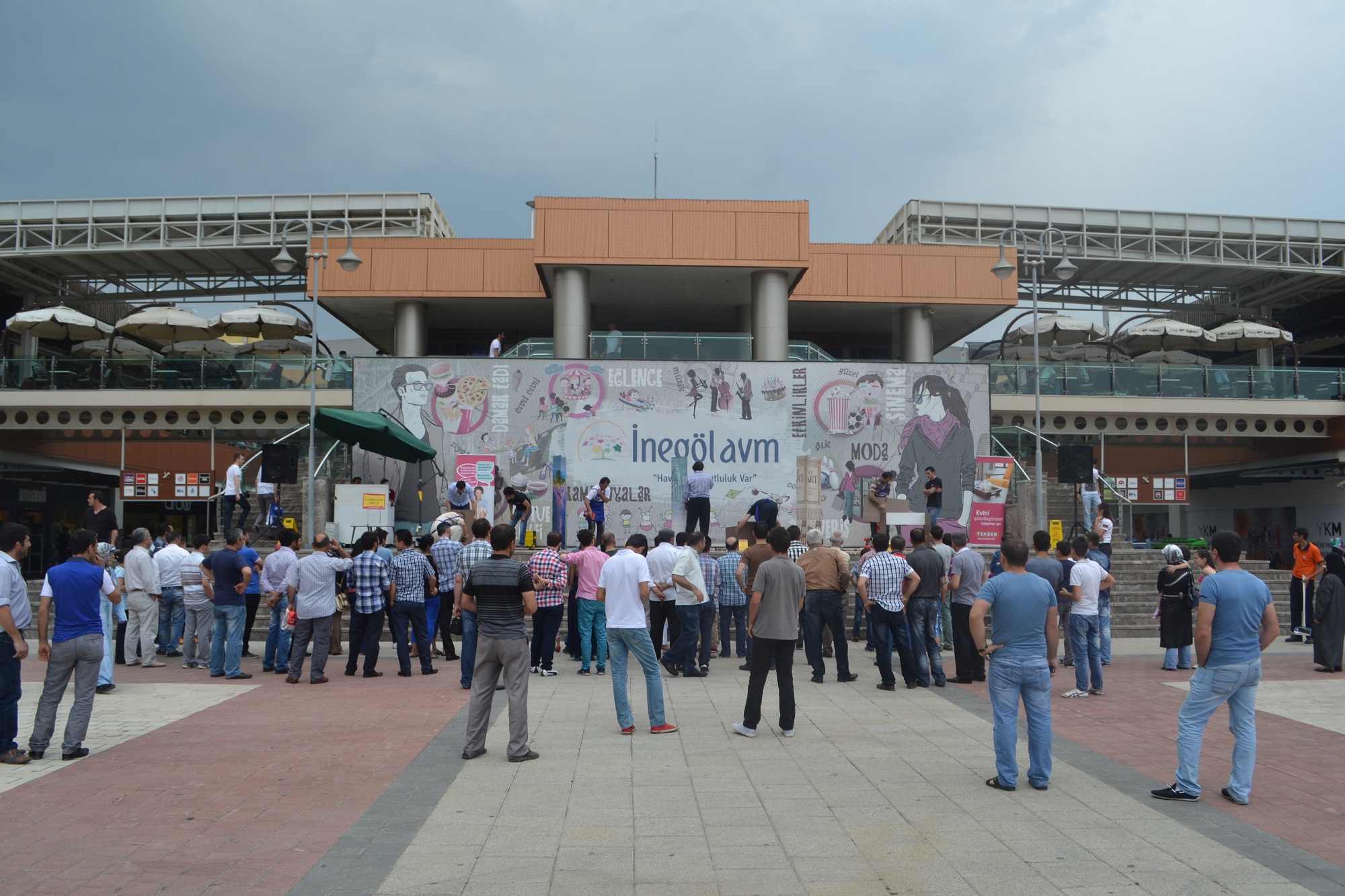 Babalar günü AVM’de bir başka güzel