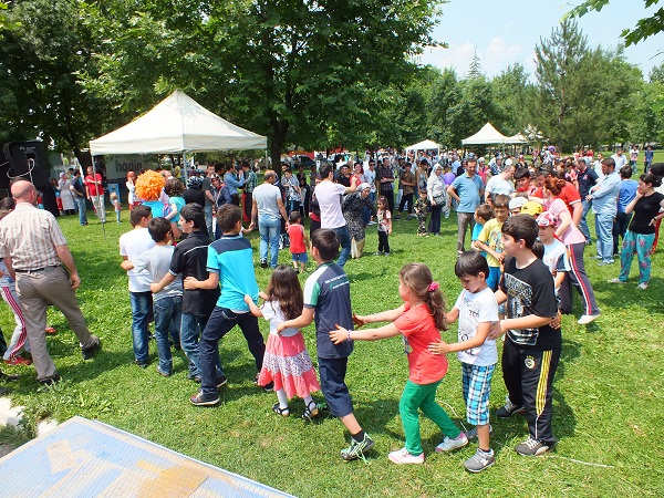 Uçurtmalar değil çocuklar uçtu