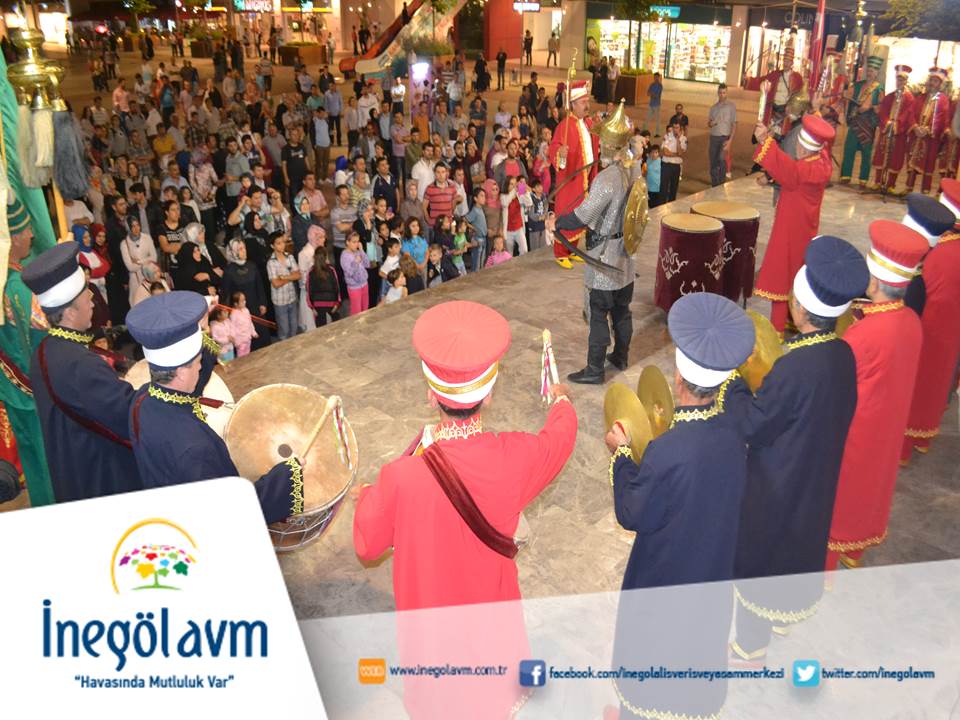 AVM Ramazan’da da dopdolu