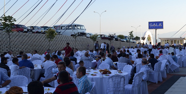 Gala Mobilya’dan 750 kişilik iftar