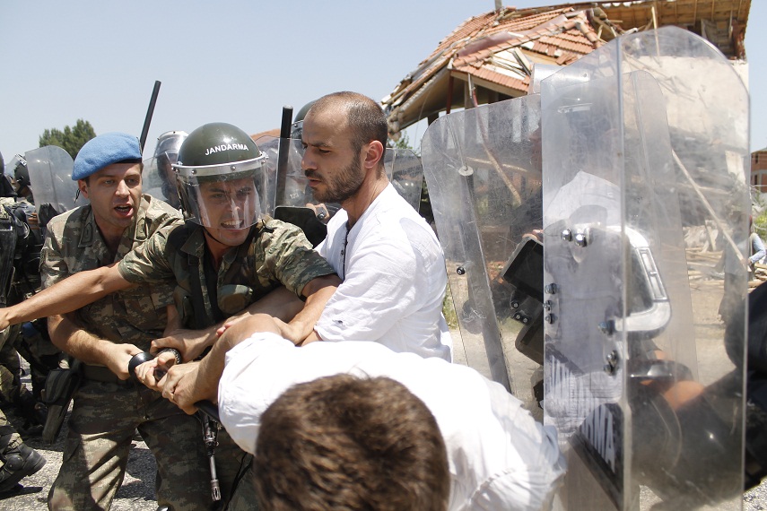 Yine yıkım yine olay