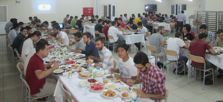 İYC’de gelenek bozulmadı