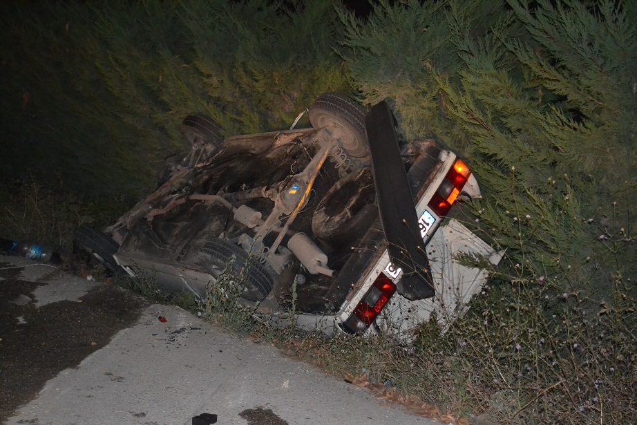 Aşırı sürat yapan araç kanala düştü