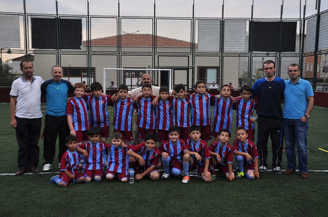 Trabzonspor hocaları öğrencileri izleyecek
