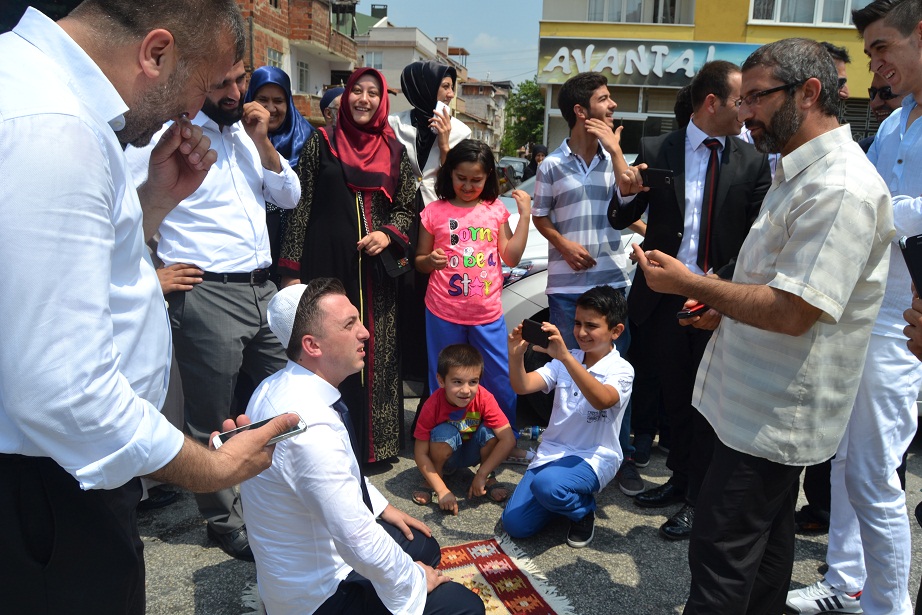 Güldüren düğün eziyeti!