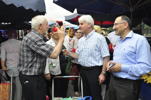 “Yepyeni bir Türkiye’ye uyanacağız”