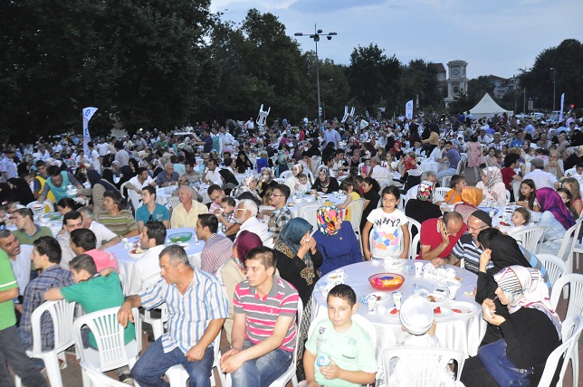 Ensar Vakfı’ndan sünnet şöleni