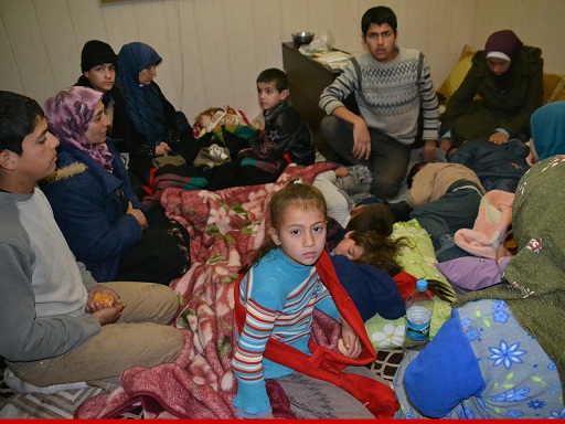 Suriyeli öğrenciler okullara kayıt yaptırabilecek