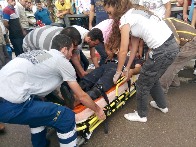 AVM kavşağında kaza: 1 yaralı