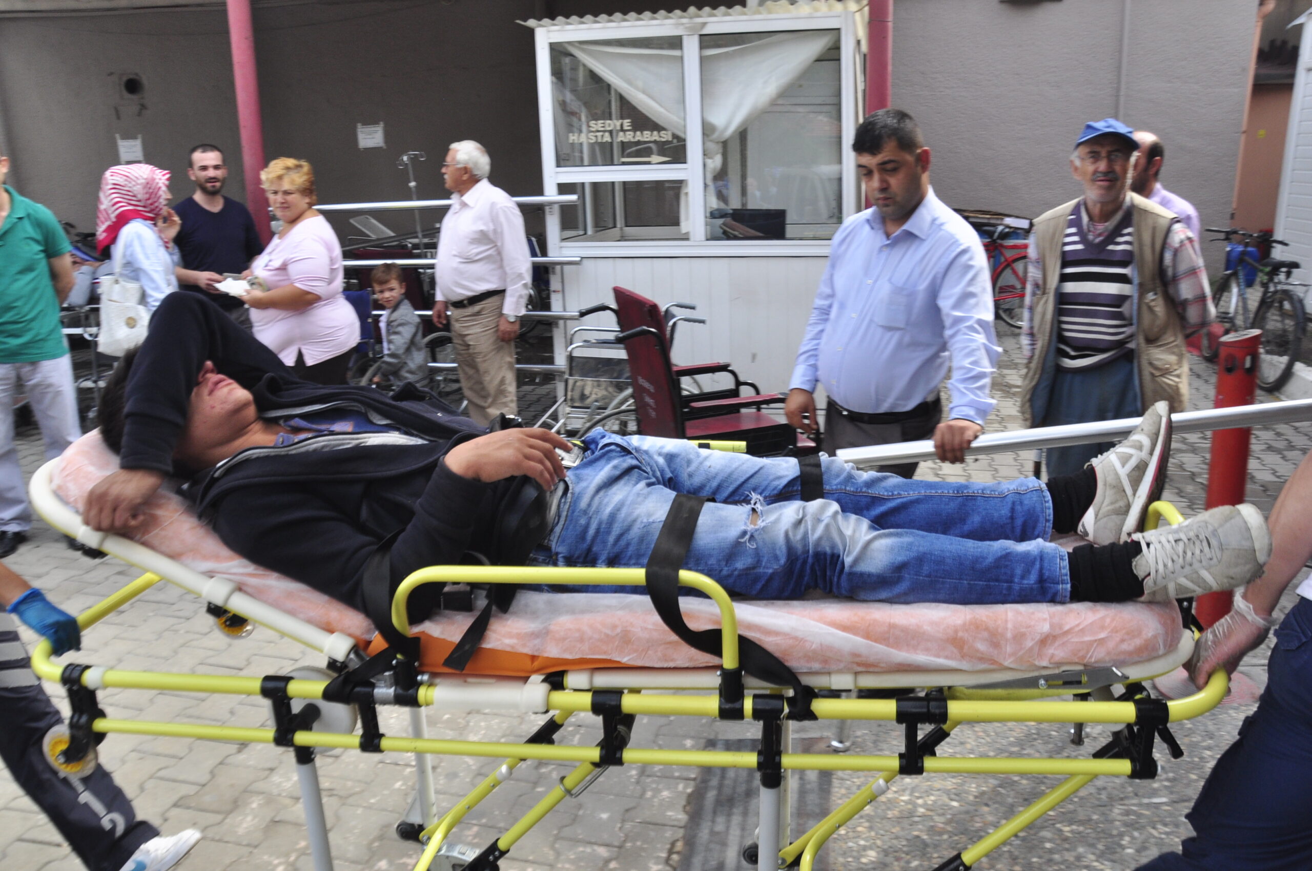 Biz yazmaktan bıktık!