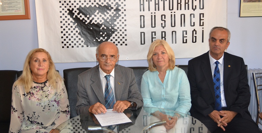 Geçmişi yaşatmak için ant içtik