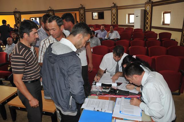 Belediye tarlaları ekonomiye kazandırıyor