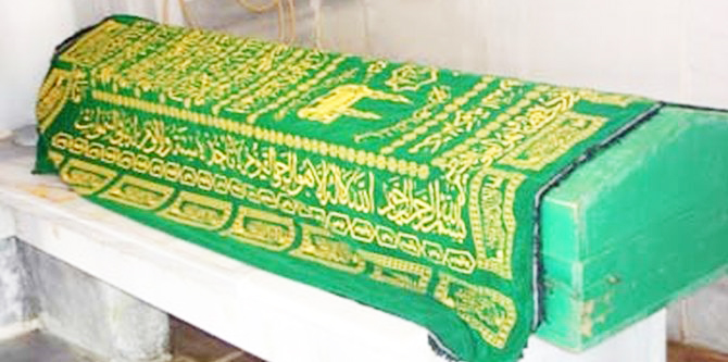 Çamaşır ipiyle kendini astı