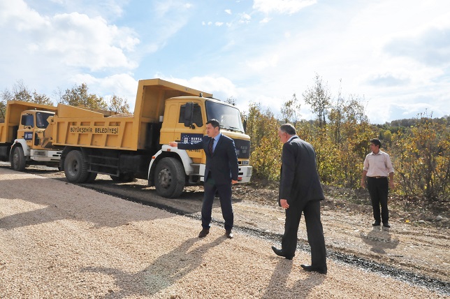 2 belediyeden ortaklaşa asfaltlama