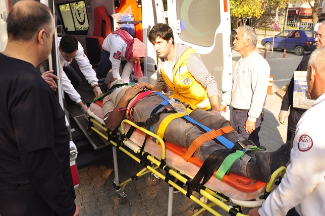 Bastığı parça kırıldı 5. kattan düştü