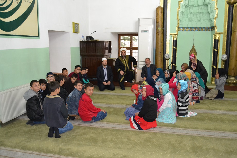 Son ziyaretçiler Yeniceköy’den