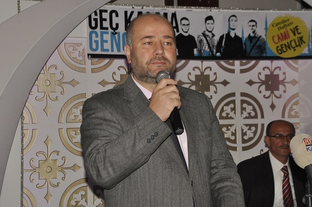 “Gençlerle ilginizi üst seviyede tutun”